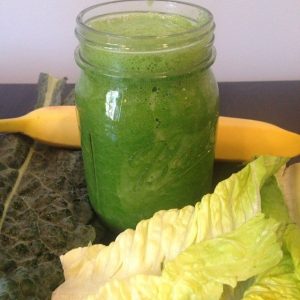 GLOWING GREEN SMOOTHIE